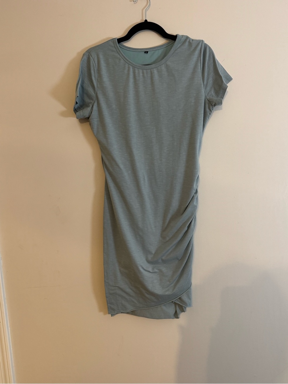Women’s Short Sleeve Ruched Side T-Shirt Dress in Sage